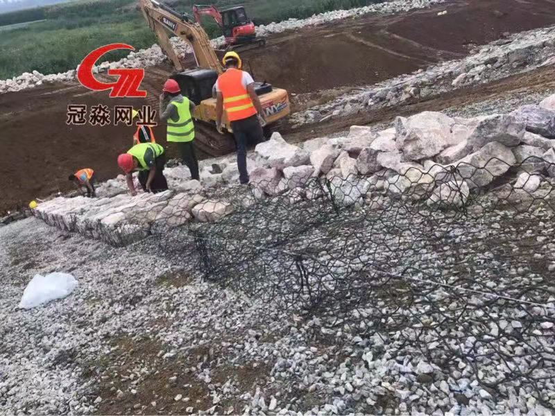 生态格宾石笼网的结构